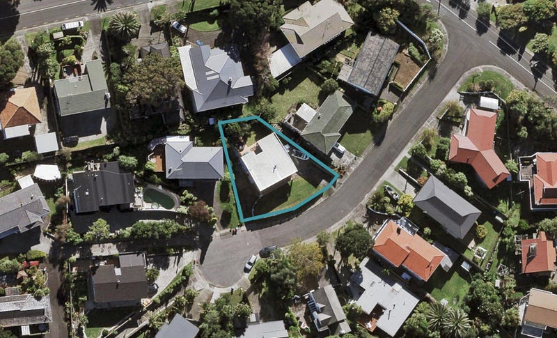 15 Rendcomb Place, Hillsborough, Auckland - Carousel 1