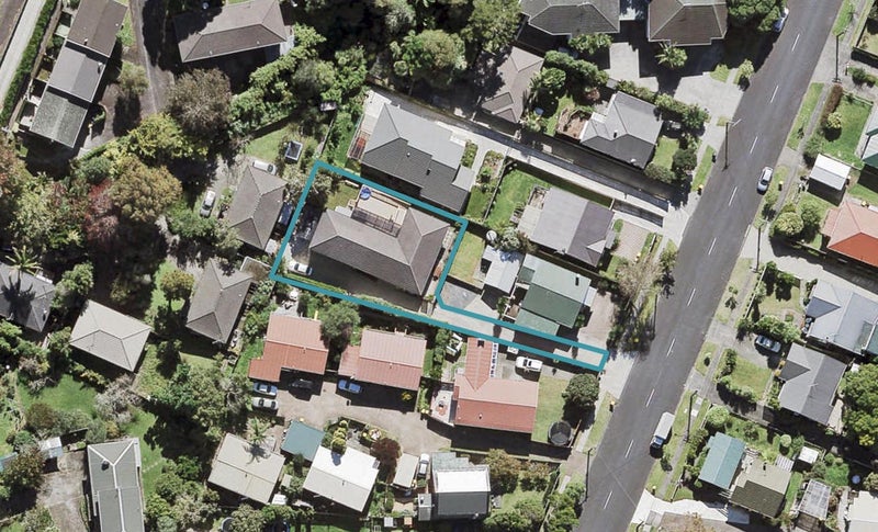 10A Wattle Street, New Lynn, Auckland - Carousel 1