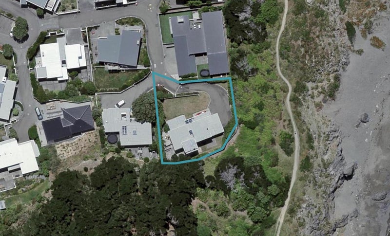 75 Burnham Street, Seatoun, Wellington - Carousel 1