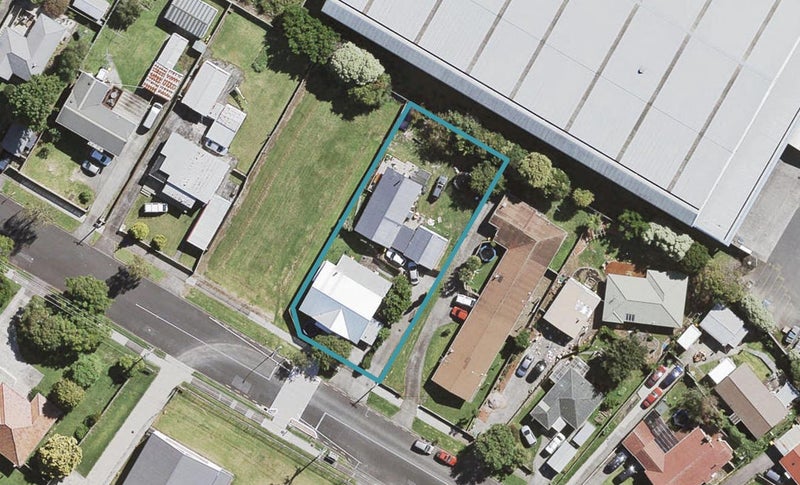1/31 Garelja Road, Henderson, Auckland - Carousel 1