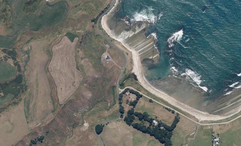 1032 Mahia East Coast Road, Māhia - Carousel 1