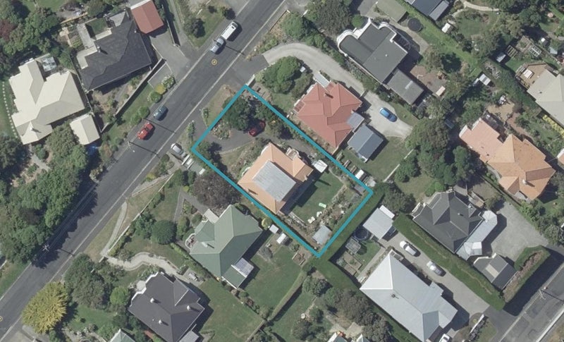 42 Merchiston Street, Andersons Bay, Dunedin - Carousel 1