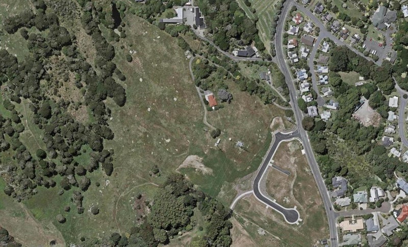 23 Anderson Park Drive, Waikanae - Carousel 1
