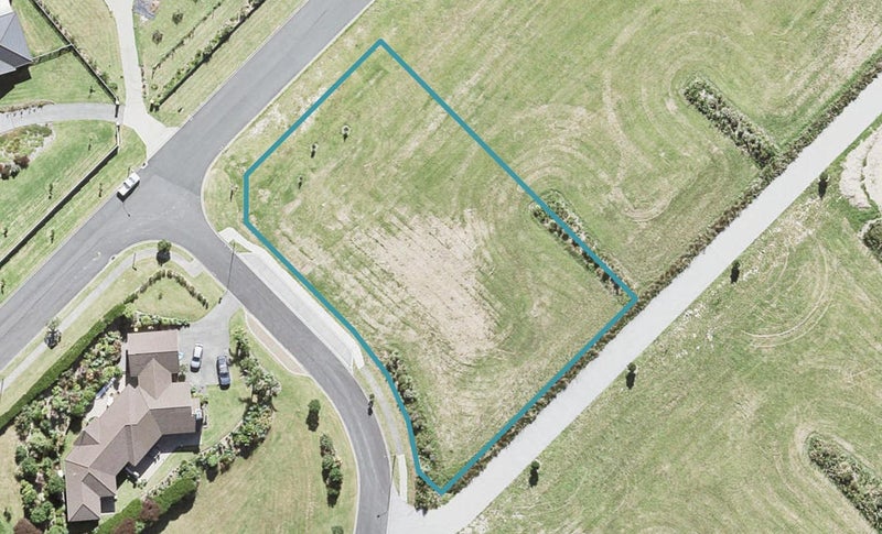 1 Laguna Place, Matakatia, Whangaparāoa - Carousel 1