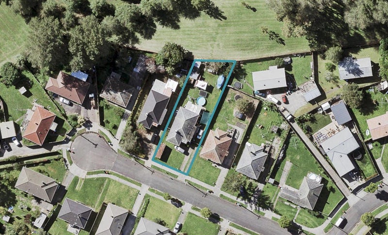 7 Leaside Lane, Glen Innes, Auckland - Carousel 1