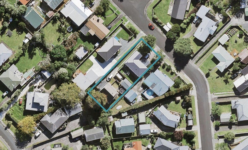 1/13 O'donn Avenue, Beach Haven, Auckland - Carousel 1