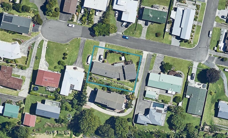 31 Seaway Terrace, Otumoetai, Tauranga - Carousel 1