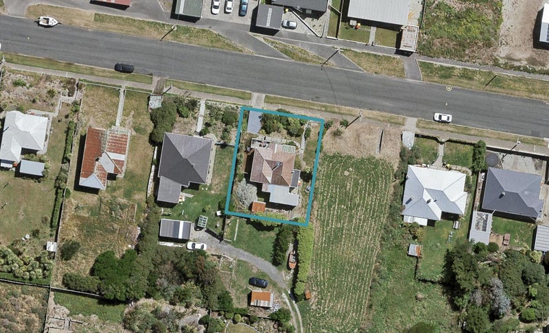 234 Barrow Street, Bluff - Carousel 1