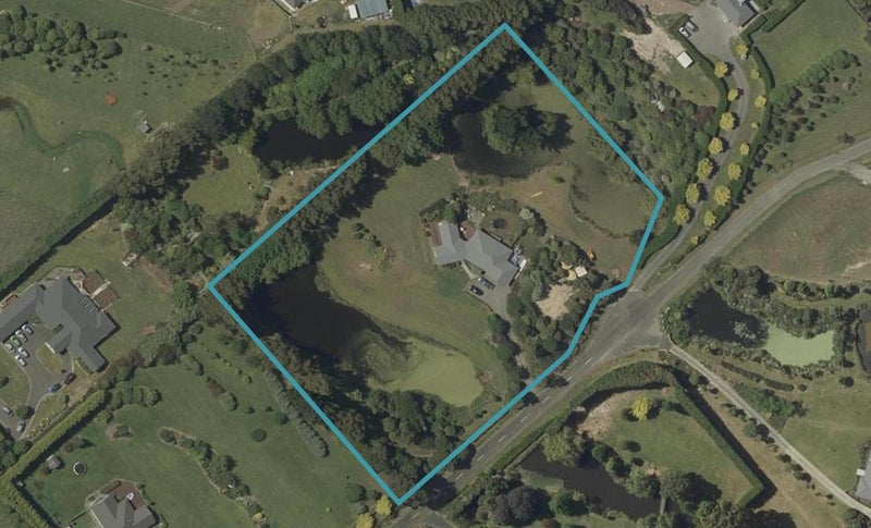27 Dobsons Lane, Kelvin Grove, Palmerston North - Carousel 1