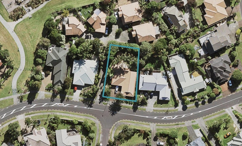 17 Goldfinch Rise, Unsworth Heights, Auckland - Carousel 1
