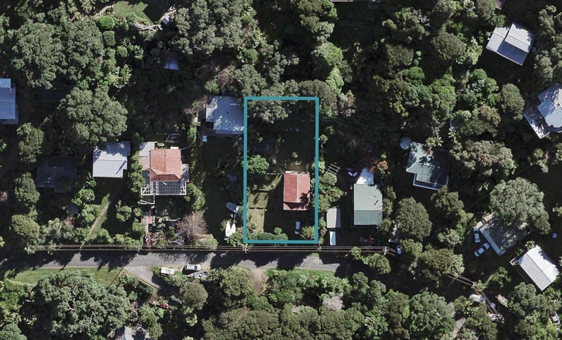 19 Omiha Road, Omiha, Waiheke Island - Carousel 1
