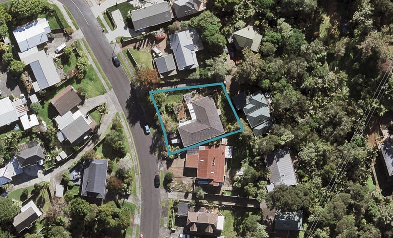 14 Hiwihau Place, Glenfield, Auckland - Carousel 1