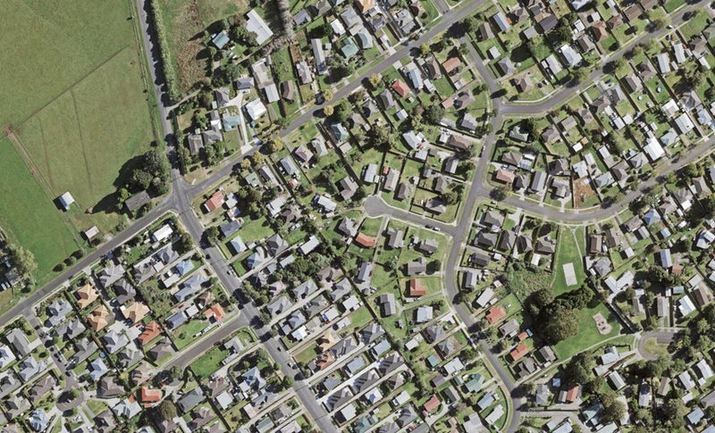 10 Arnhem Place, Pukekohe, Pukekohe - Carousel 1