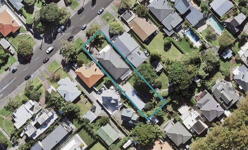 5 William Denny Avenue, Westmere, Auckland - Carousel 1