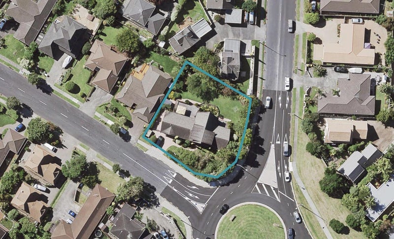 1 Orangewood Drive, Northpark, Auckland - Carousel 1