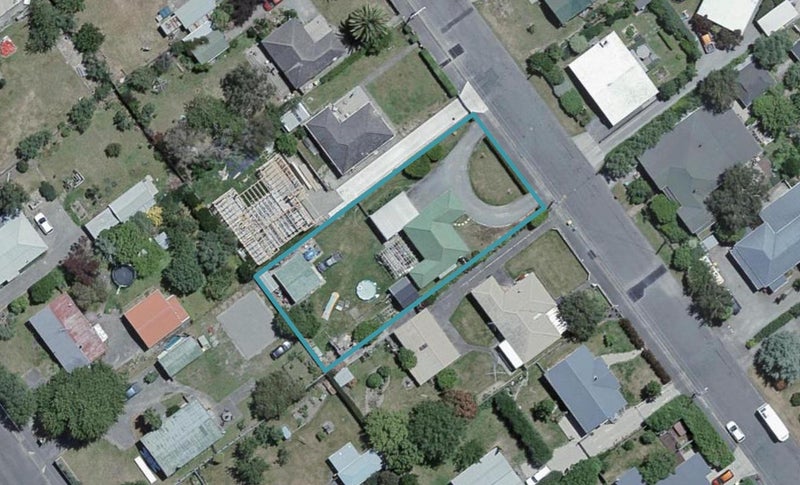 8 Cologne Street, Martinborough - Carousel 1