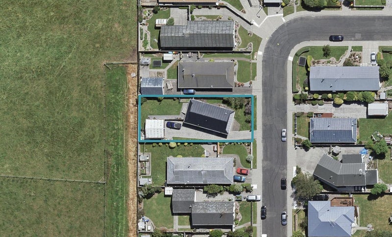 144 Cunningham Crescent, Grasmere, Invercargill - Carousel 1
