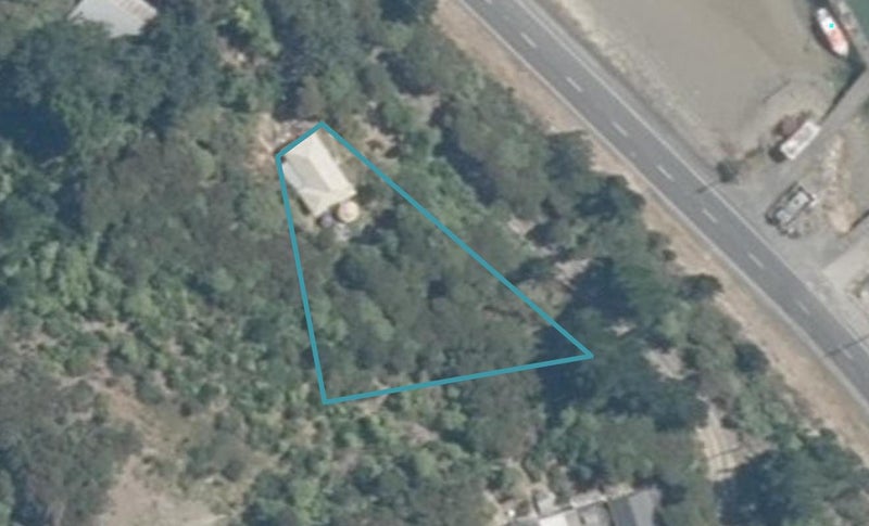3 Riverside Road, Taieri Mouth - Carousel 1