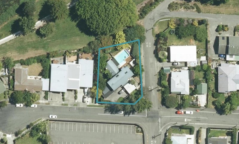 114 Alfred Street, Blenheim - Carousel 1