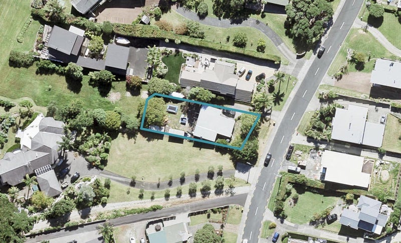 32A Tindalls Bay Road, Tindalls Beach, Whangaparaoa - Carousel 1