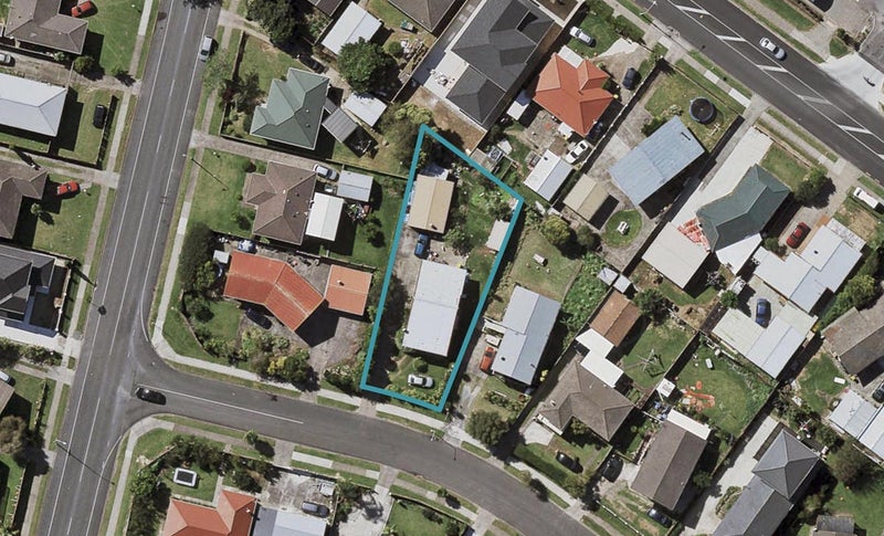 4 Zelda Avenue, Clover Park, Auckland - Carousel 1