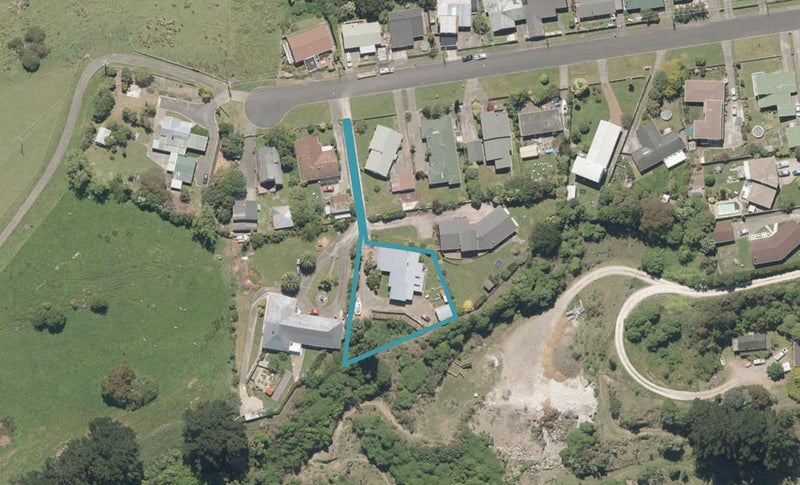 53 Burtts Road, Durie Hill, Whanganui - Carousel 1