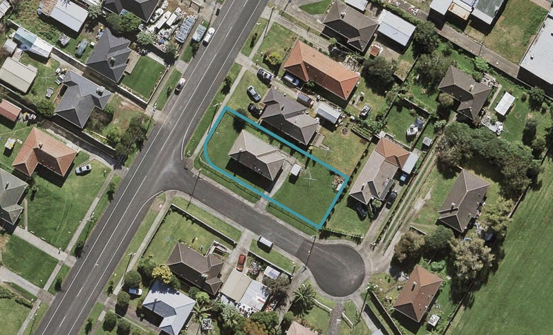 2 Trembath Avenue, Mangere East, Auckland - Carousel 1