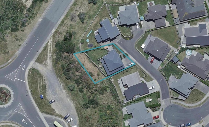 18 Montego Place, Grenada Village, Wellington - Carousel 1
