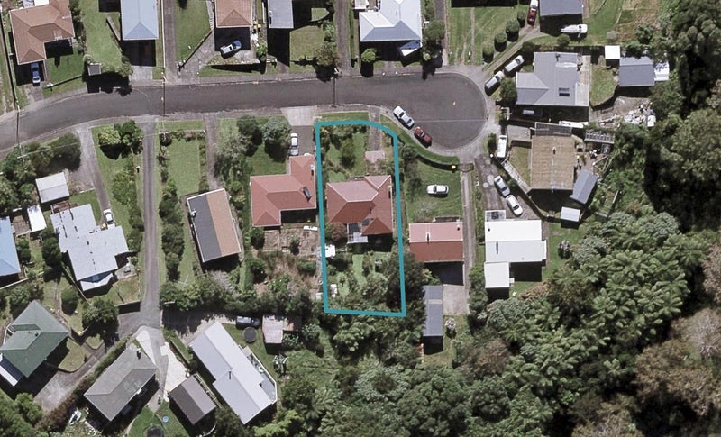 10 Wiremu Place, Blagdon, New Plymouth - Carousel 1