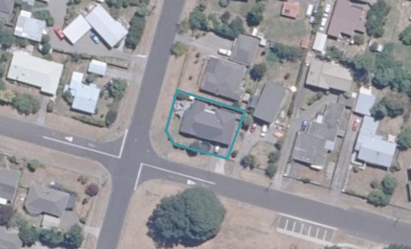 37 Heathcote Street, Taupo - Carousel 1