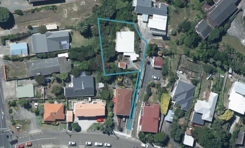 5A Mana View Road, Paremata, Porirua - Carousel 1