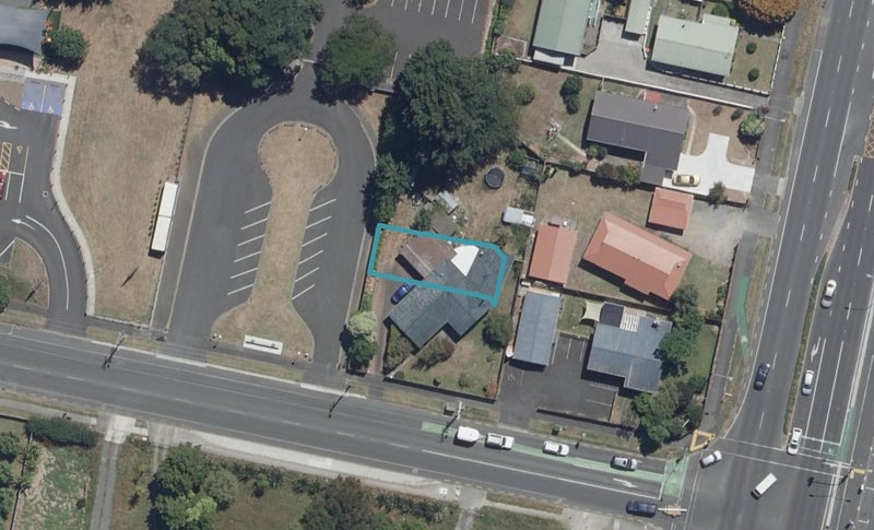 3/4 Collins Road, Melville, Hamilton - Carousel 1