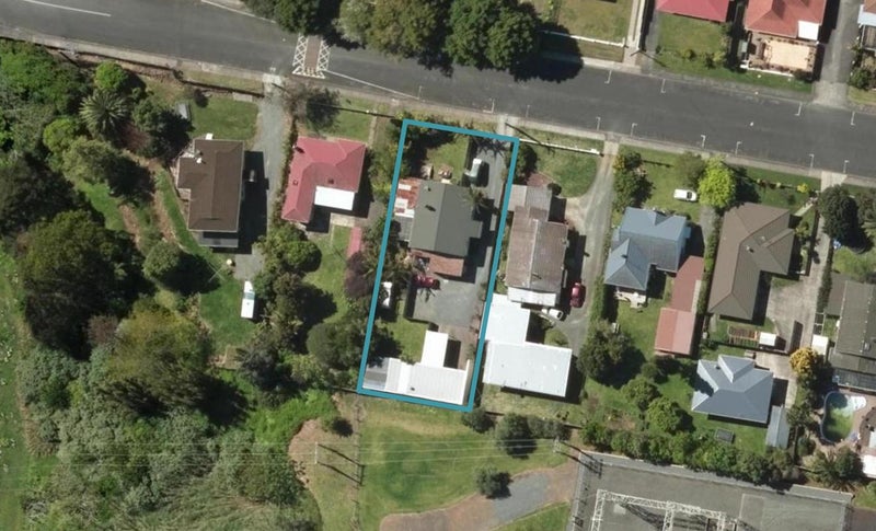 37 Percy Street, Kensington, Whangarei - Carousel 1