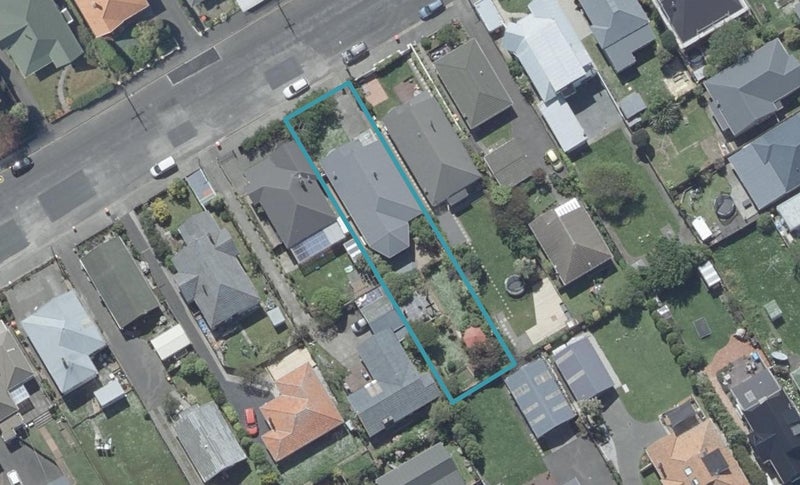 22 Coughtrey Street, Saint Clair, Dunedin - Carousel 1