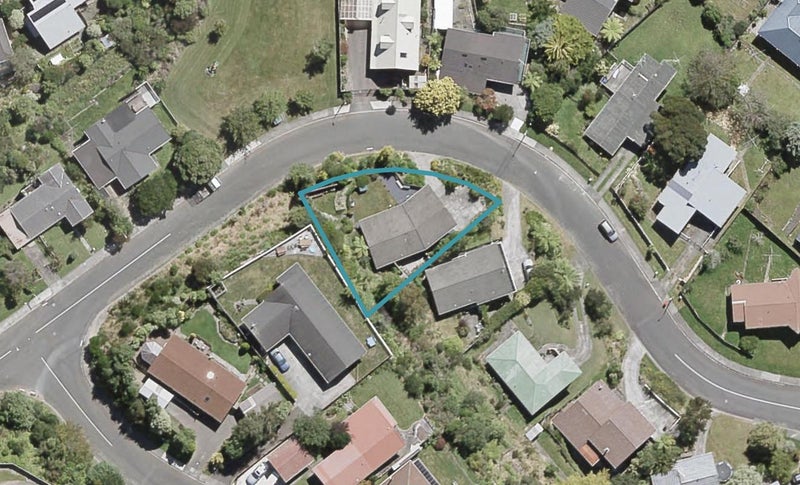 9 Duncraig Street, Silverstream, Upper Hutt - Carousel 1