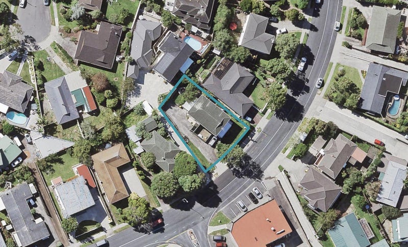 1/43 Priestley Drive, Bucklands Beach, Auckland - Carousel 1