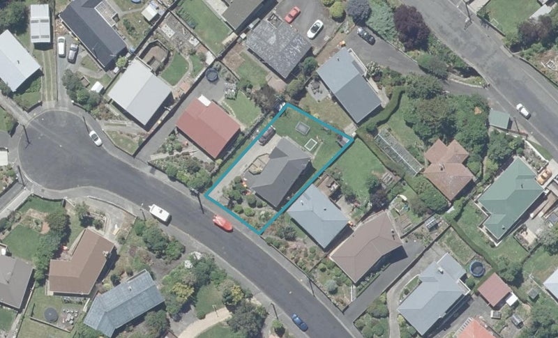 16 Delphic Street, Sawyers Bay, Port Chalmers - Carousel 1