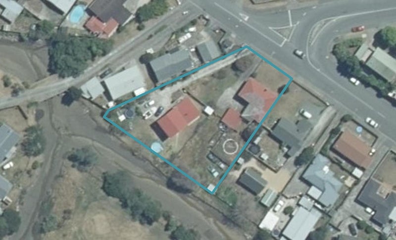 1/117 Parkers Road, Tahunanui, Nelson - Carousel 1
