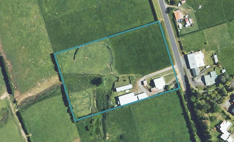 149 Swansea Road, Stratford - Carousel 1