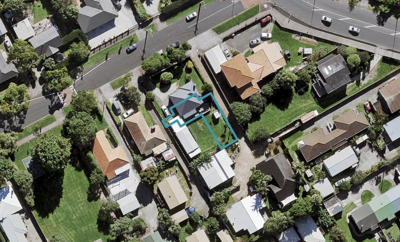 7/6 Canal Road, Avondale, Auckland - Carousel 1