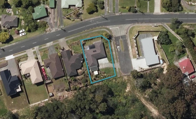 2 Sun Valley Drive, Morningside, Whangarei - Carousel 1