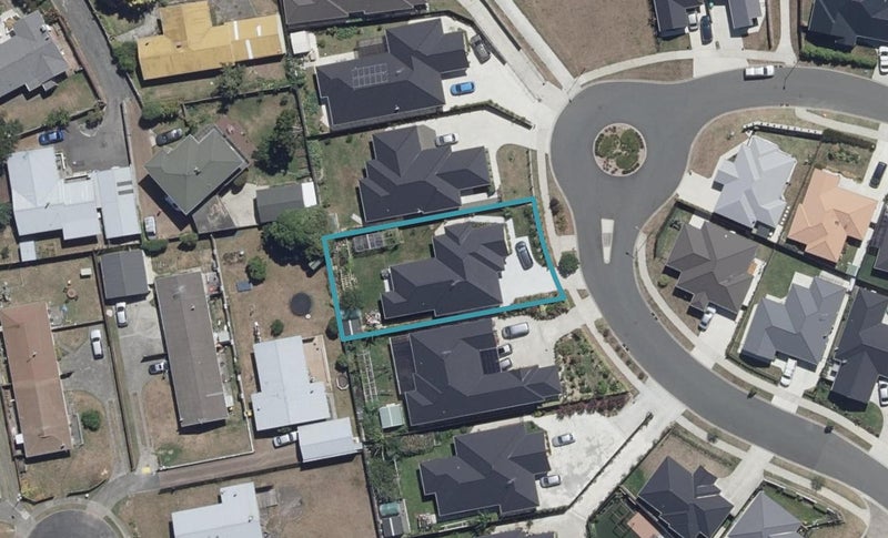 25 Stan Heather Drive, Glenview, Hamilton - Carousel 1