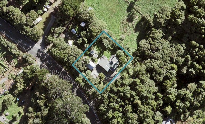 142 Piha Road, New Lynn - Carousel 1