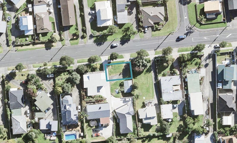 58A Bay Street, Red Beach, Red Beach - Carousel 1