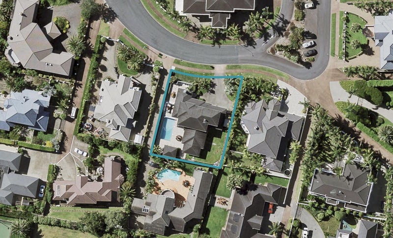 75 Manor Park, Sunnyhills, Auckland - Carousel 1