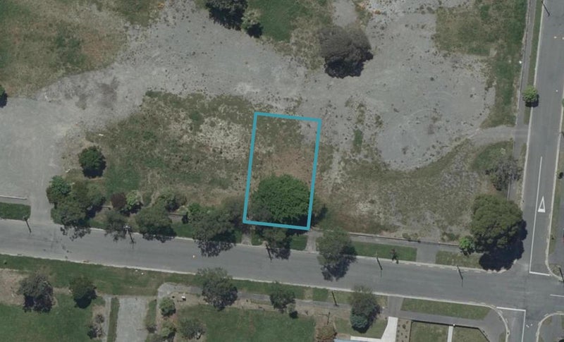9 Sandy Avenue, New Brighton, Christchurch - Carousel 1