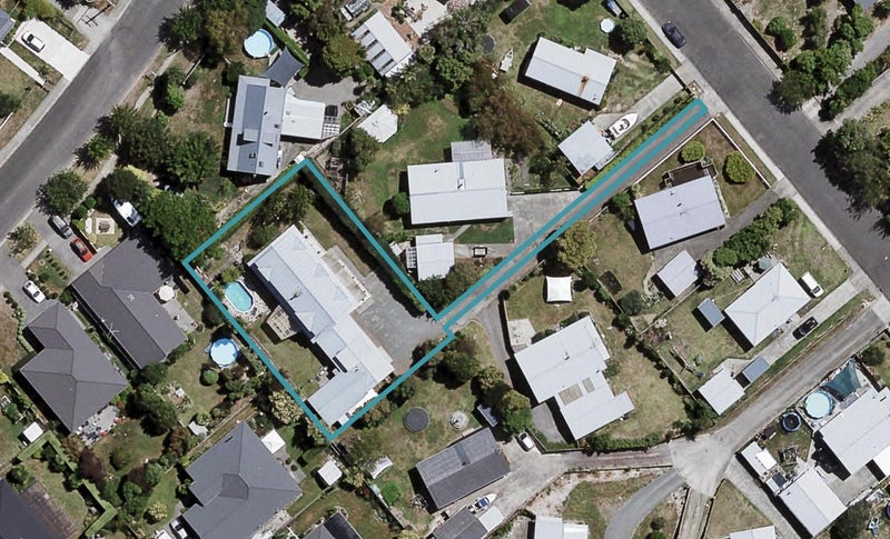8 Allens Lane, Clive, Clive - Carousel 1