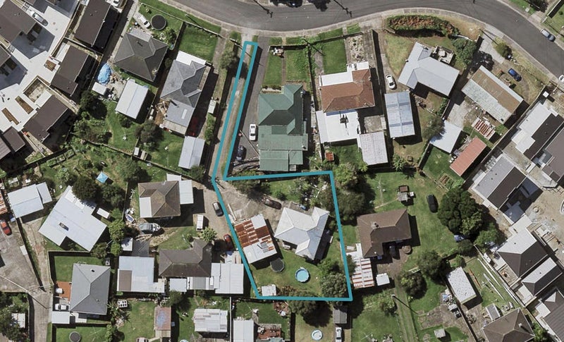 9 Kealy Road, Mount Wellington, Auckland - Carousel 1