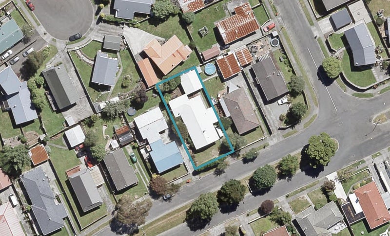 200 California Drive, Totara Park, Upper Hutt - Carousel 1