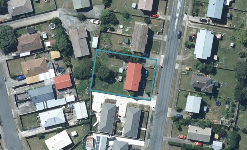 24 Kokiri Crescent, Waitangirua, Porirua - Carousel 1